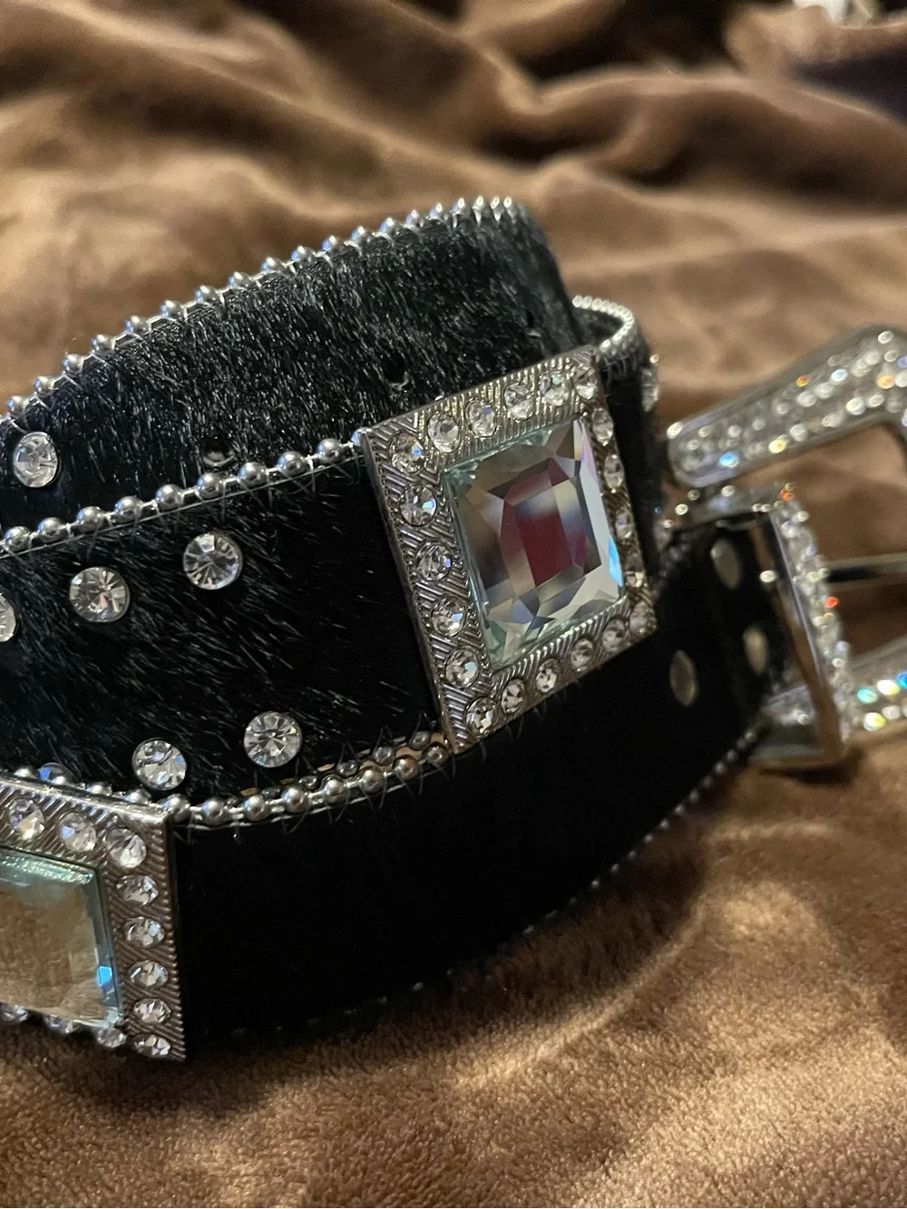 N/A stylish black